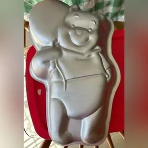 Wilton Kitchen Wilton Winnie The Pooh Cake Pan 253100 Never